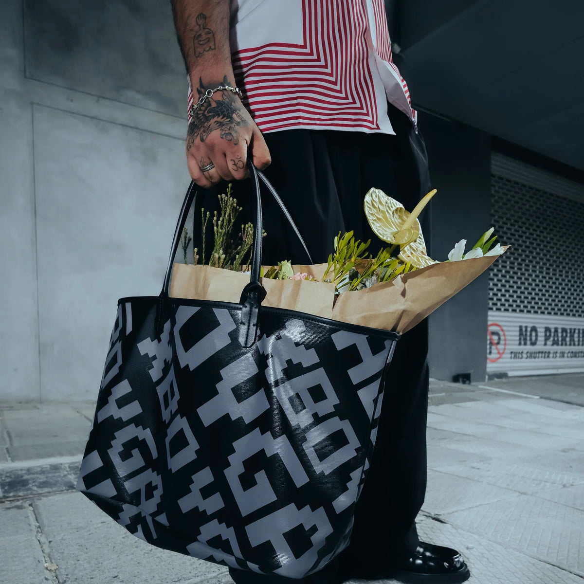 GXB TRAVEL TOTE BAG